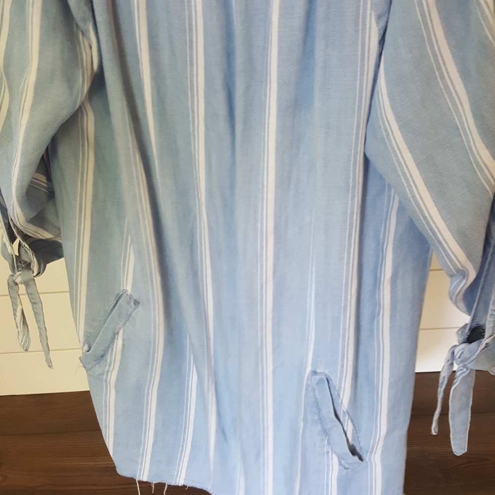 Dress - Picture 4 of 5